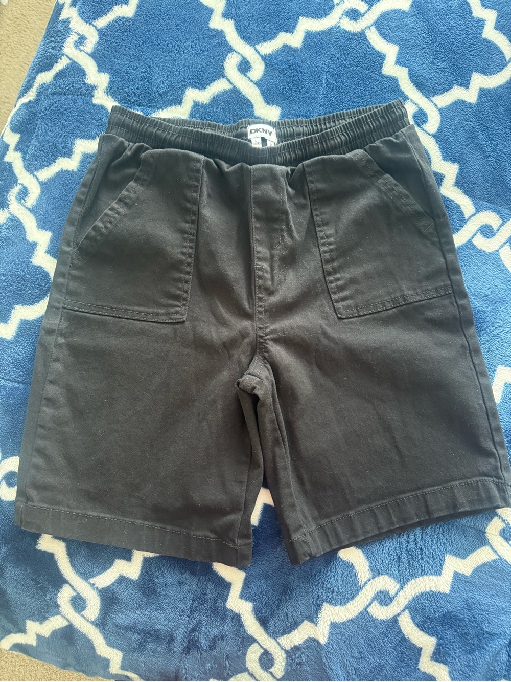 DKNY Black boys Elastic-Waist Athletic Shorts with Front Patch Pockets
